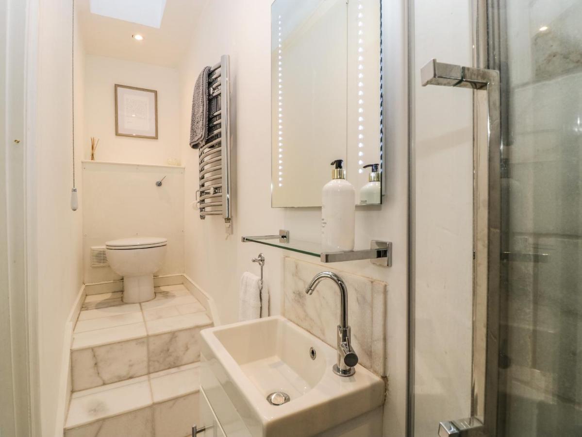 23 Daniel Street Villa บาธ ภายนอก รูปภาพ